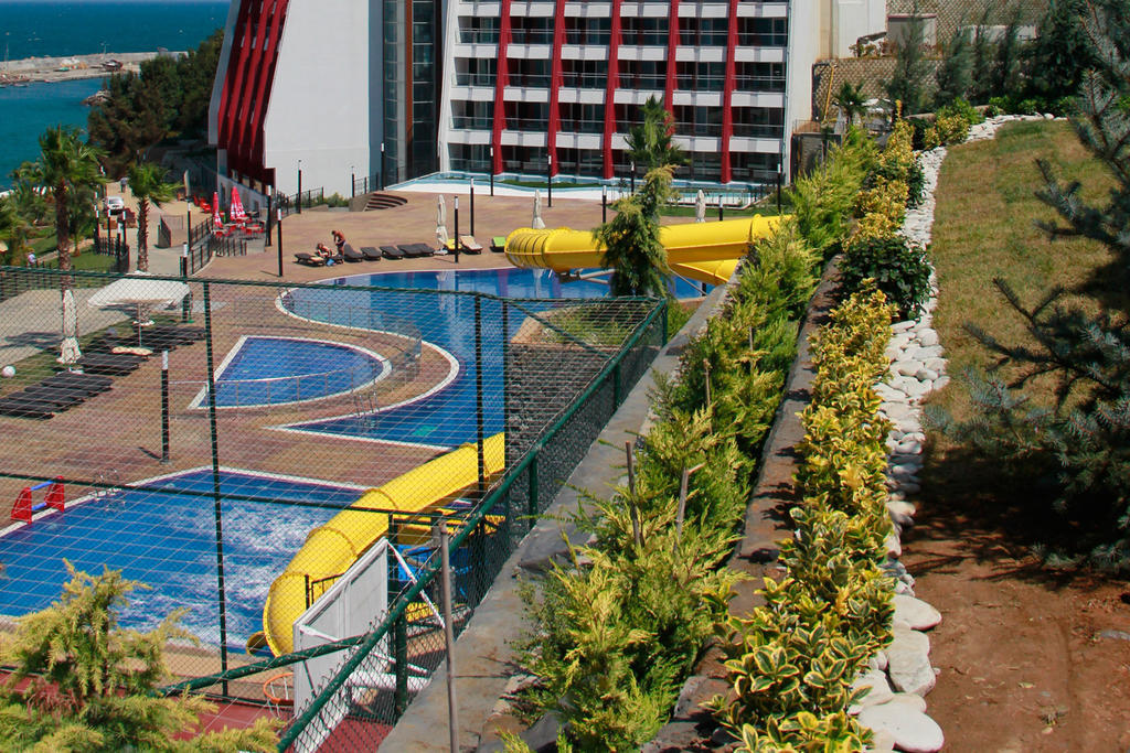 Sky Tower Hotel Akcakoca Convention & Spa Center エクステリア 写真