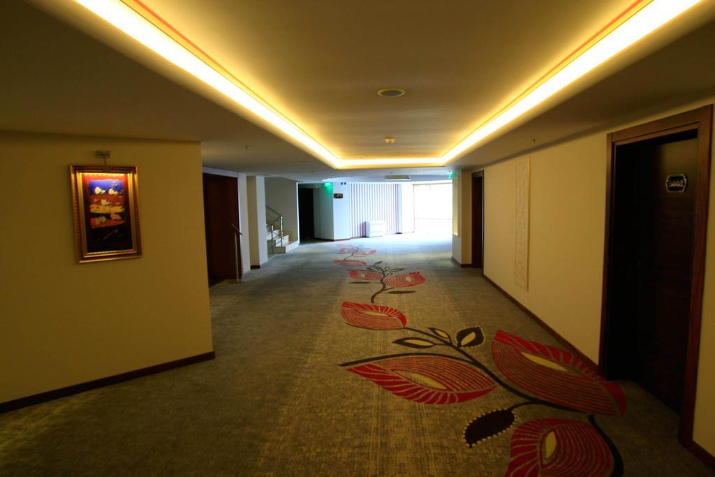 Sky Tower Hotel Akcakoca Convention & Spa Center エクステリア 写真