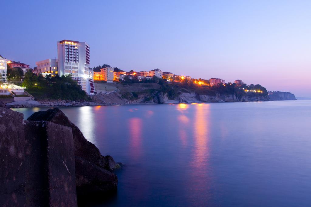 Sky Tower Hotel Akcakoca Convention & Spa Center エクステリア 写真