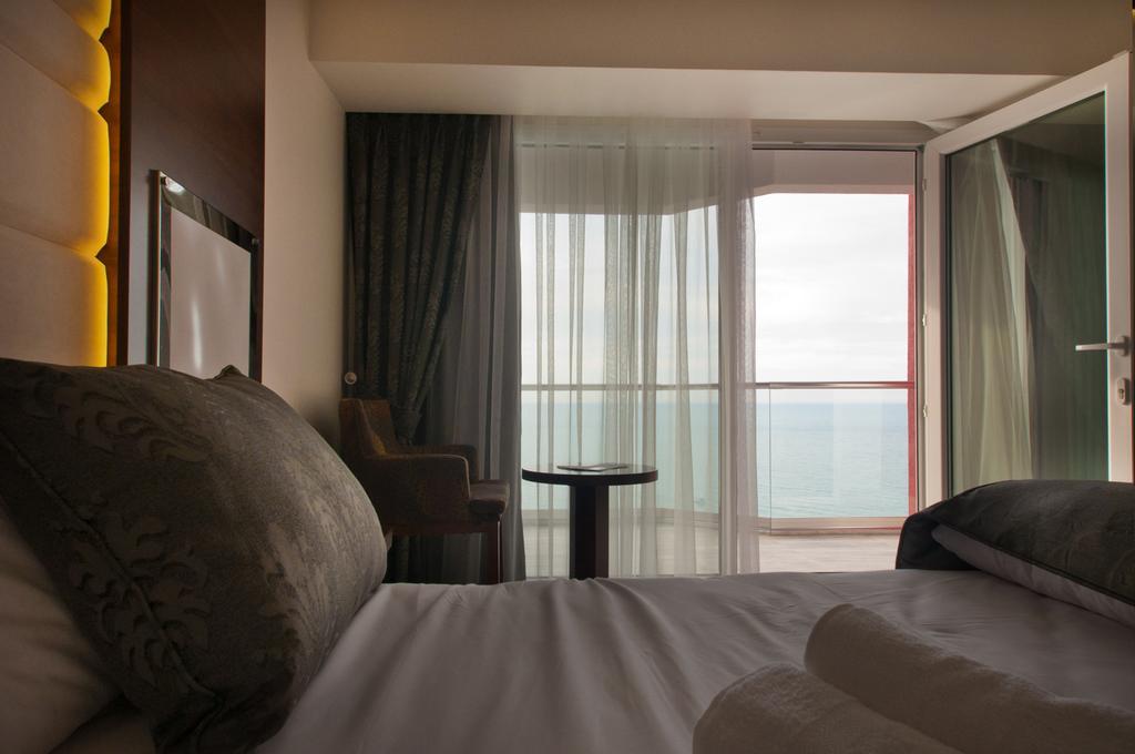Sky Tower Hotel Akcakoca Convention & Spa Center エクステリア 写真